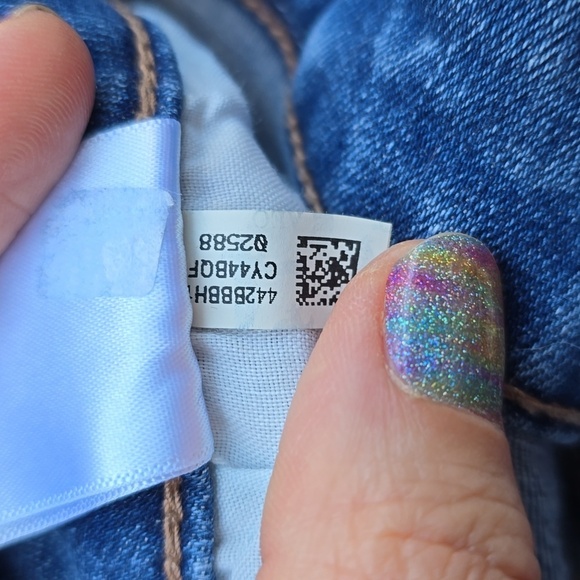 AE American Eagle hi rise shortie denim shorts destructed next level stretch 2 - Picture 11 of 13